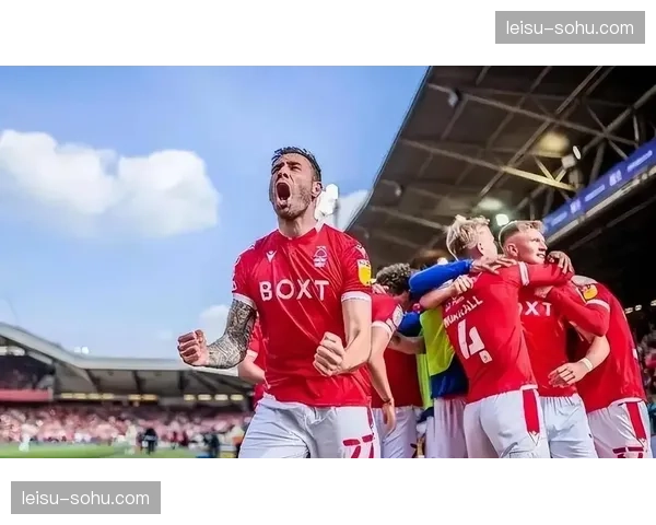 诺丁汉森林战平曼联取宝贵一分 保级路上展现韧性